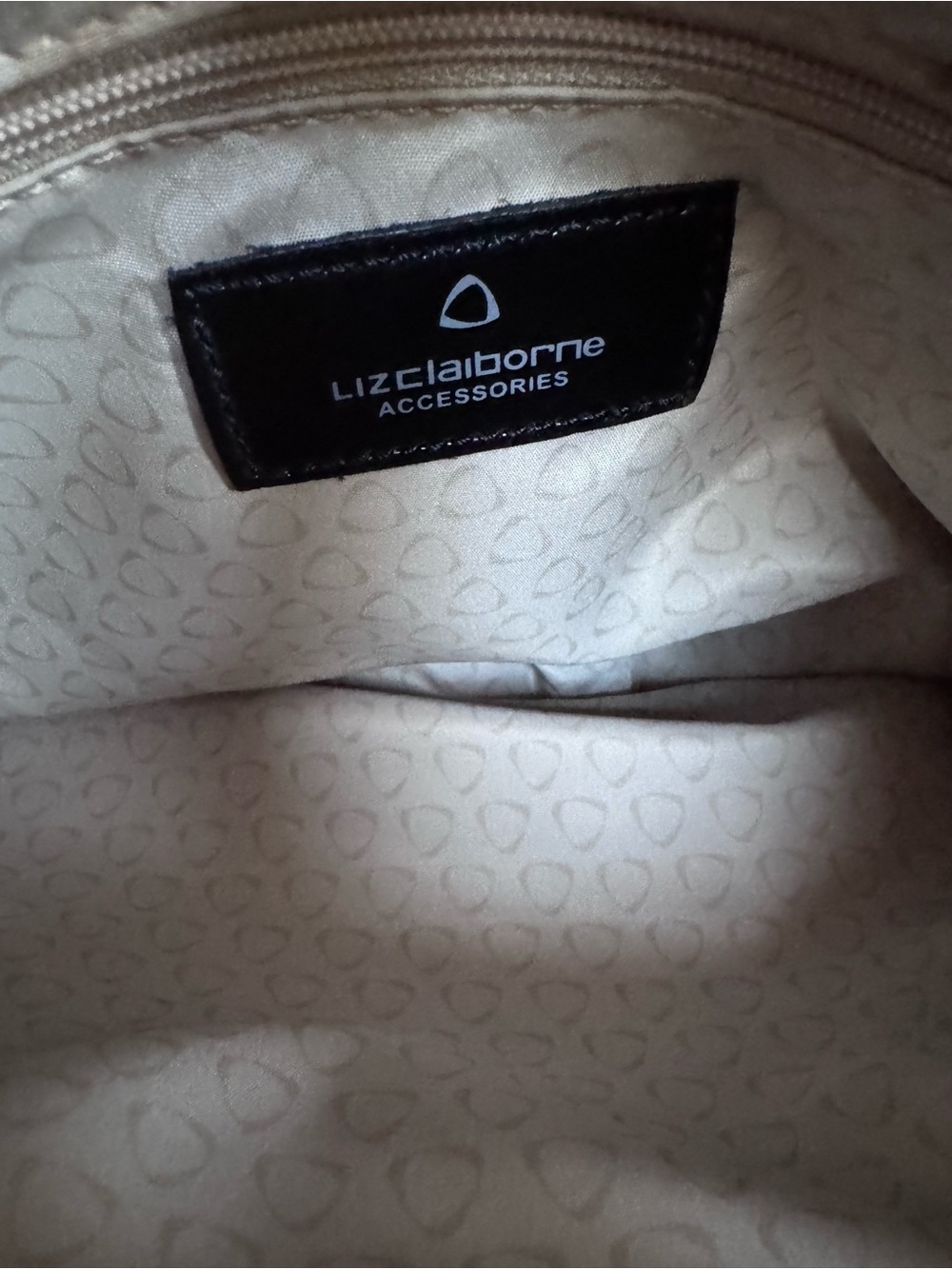 Liz Claiborne Taupe Shoulder Bag Y2K Minimalist Quiet Luxury Everyday Purse EUC - Picture 14 of 14
